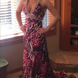Pink prom/homecoming dress